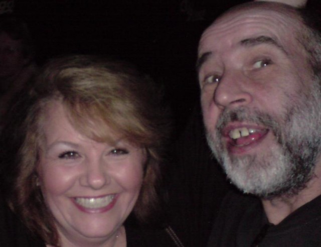 640x492 pixels (42K)