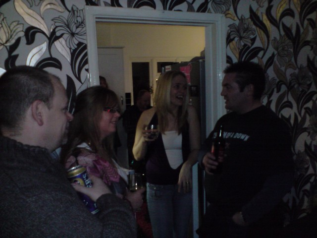 640x480 pixels (57K)