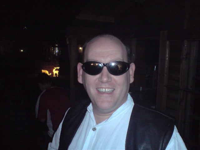 640x480 pixels (42K)