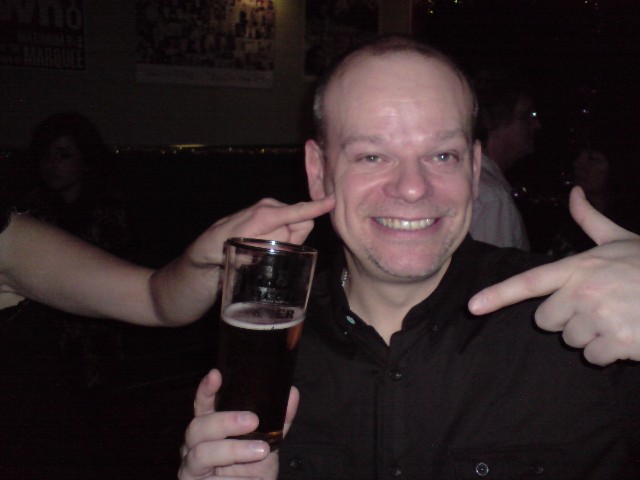 640x480 pixels (44K)