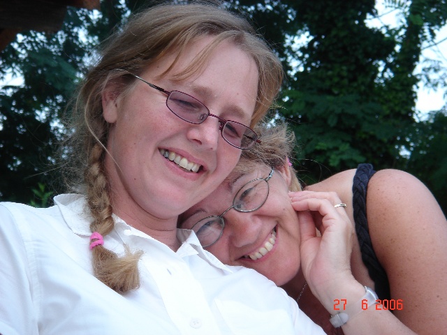 640x480 pixels (111K)