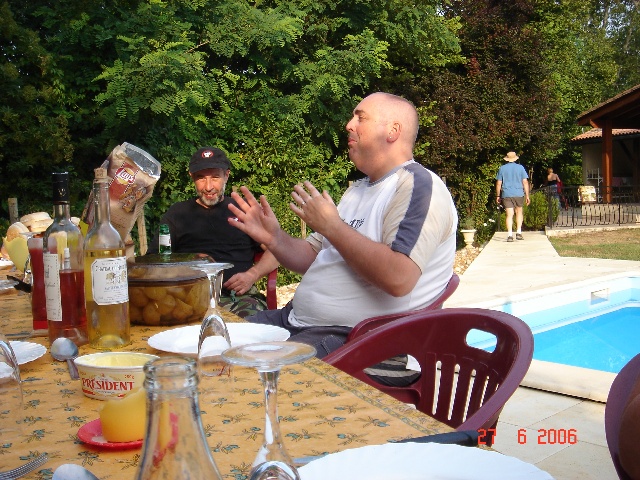 640x480 pixels (169K)