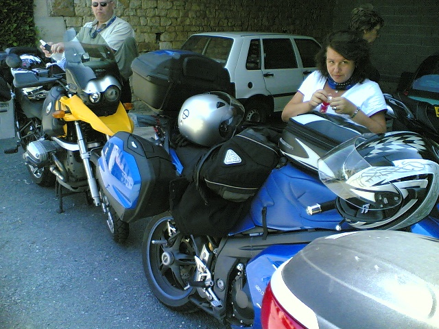 640x480 pixels (156K)