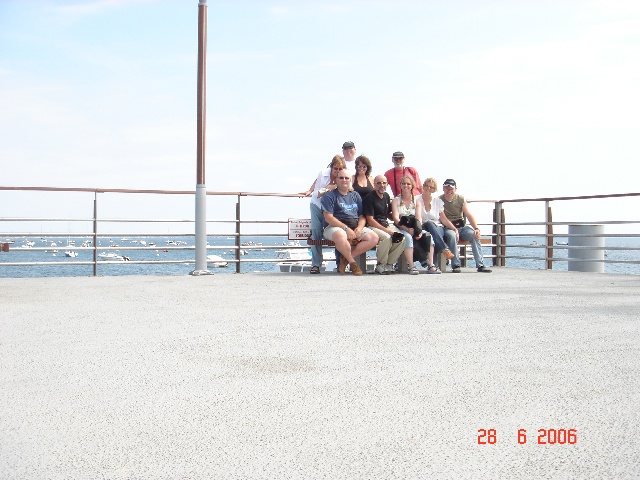 640x480 pixels (105K)