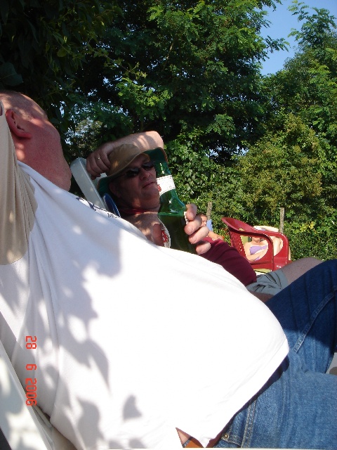 480x640 pixels (134K)