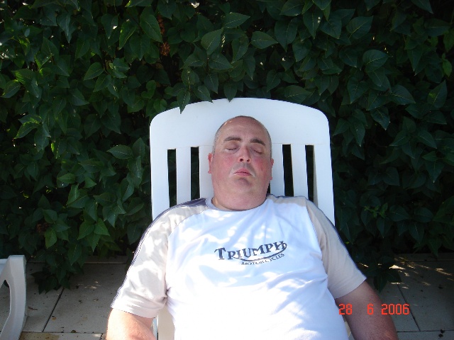 640x480 pixels (98K)