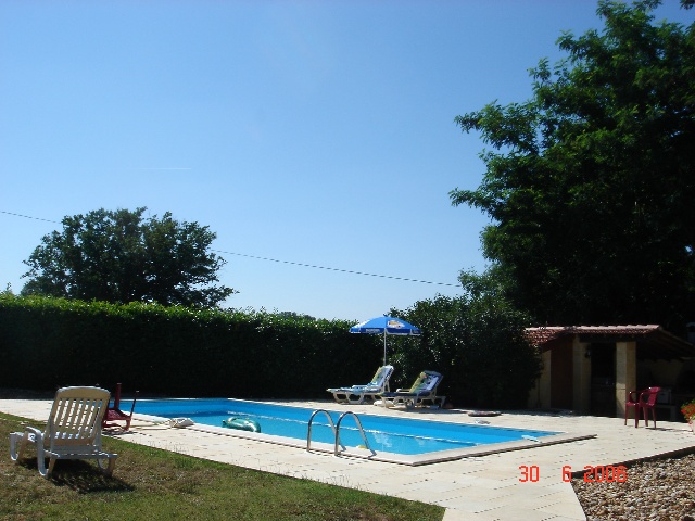 640x480 pixels (111K)