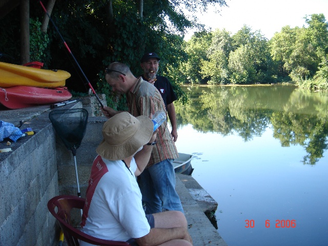 640x480 pixels (135K)