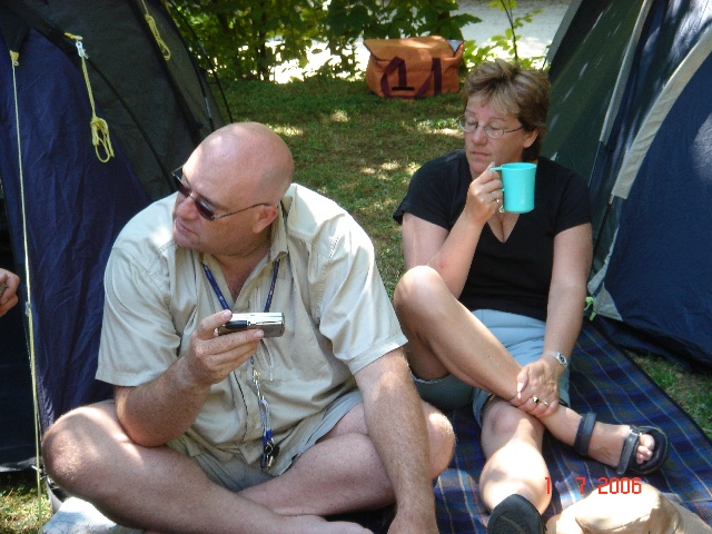 640x480 pixels (128K)