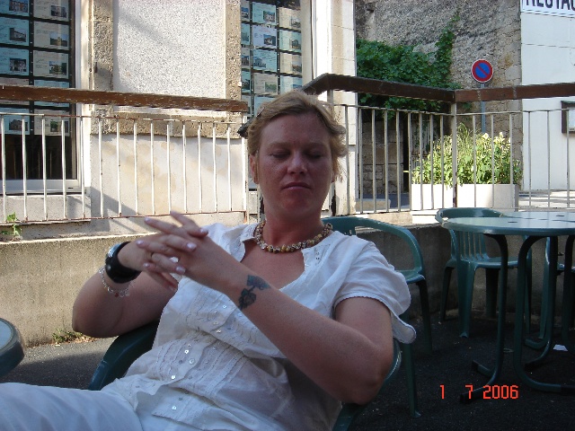 640x480 pixels (141K)