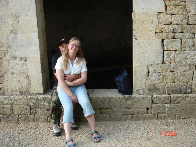 640x480 pixels (146K)