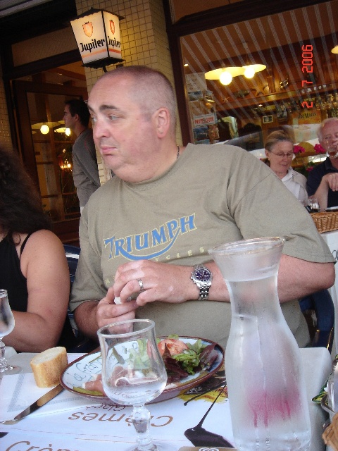 480x640 pixels (125K)