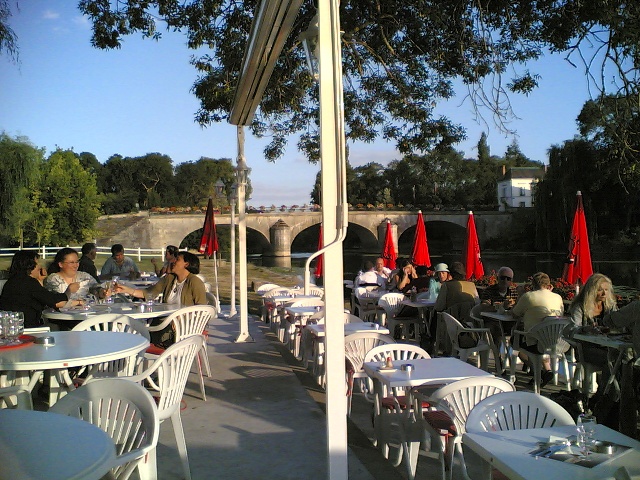 640x480 pixels (164K)