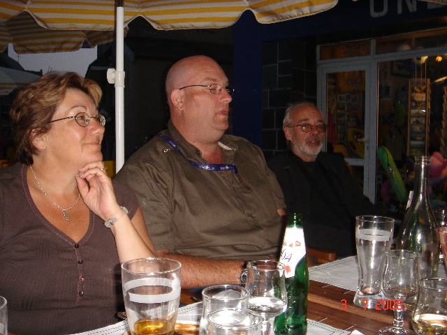 640x480 pixels (122K)