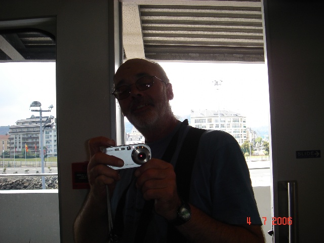 640x480 pixels (82K)