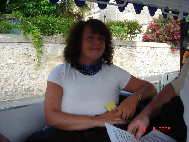 640x480 pixels (127K)