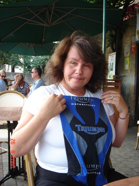 480x640 pixels (117K)