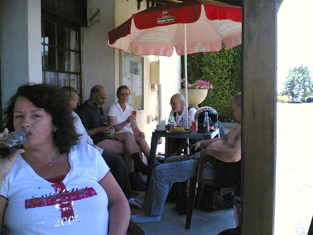 640x480 pixels (120K)