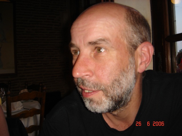 640x480 pixels (70K)