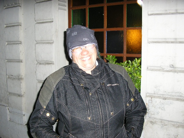 640x480 pixels (128K)