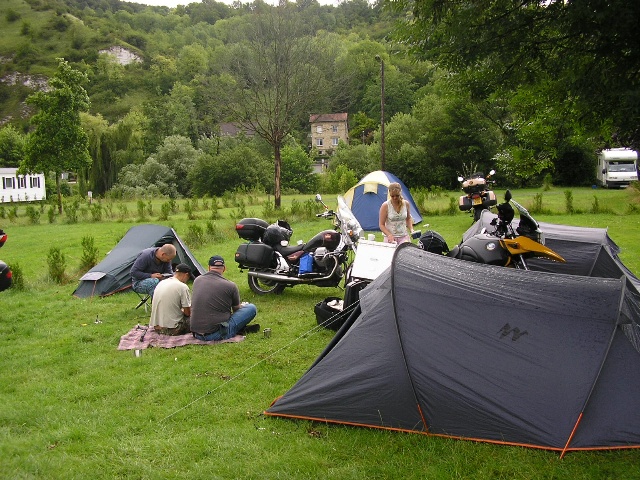 640x480 pixels (166K)