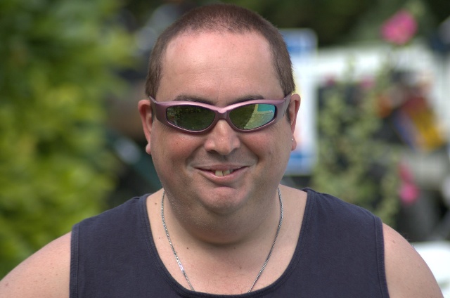 640x424 pixels (66K)