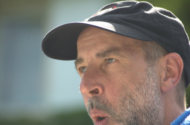 640x424 pixels (67K)