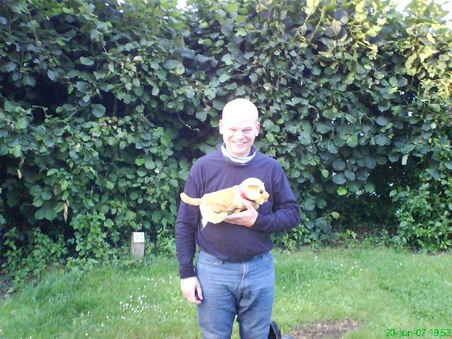 640x480 pixels (166K)