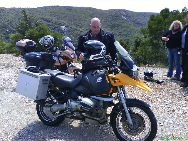 640x480 pixels (170K)