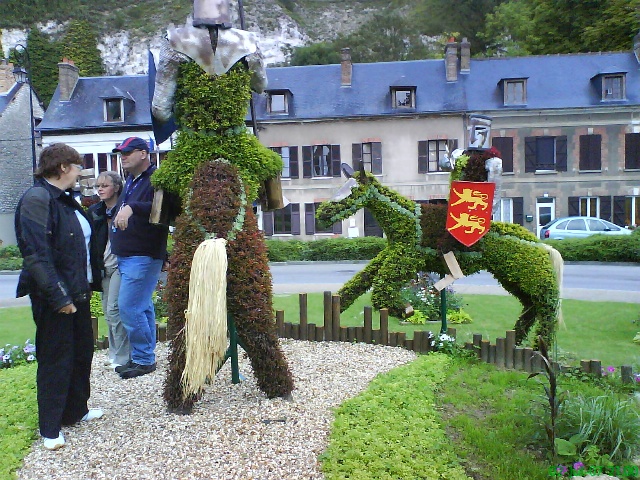 640x480 pixels (181K)