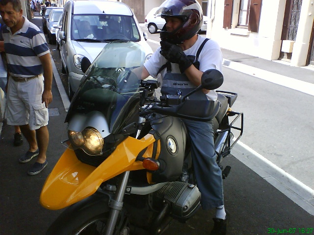 640x480 pixels (119K)