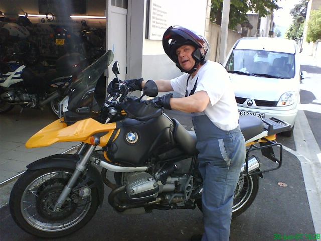 640x480 pixels (122K)