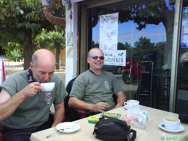 640x480 pixels (130K)