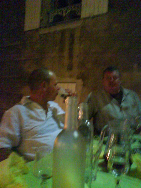 480x640 pixels (113K)