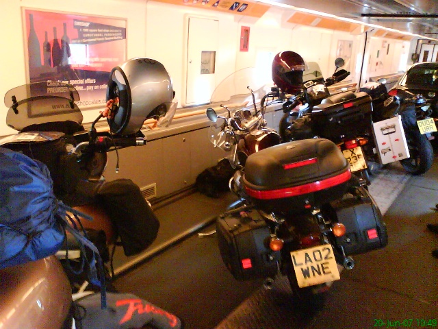 640x480 pixels (142K)