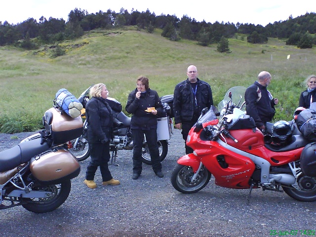 640x480 pixels (152K)