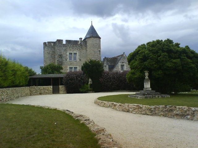 640x480 pixels (98K)