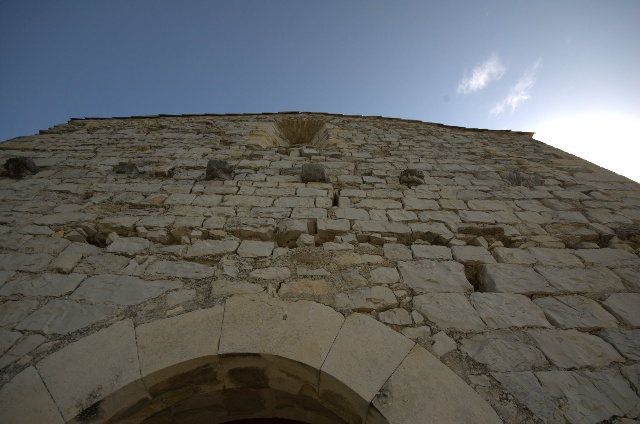 640x424 pixels (89K)