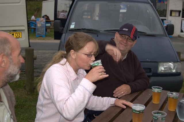 640x424 pixels (86K)