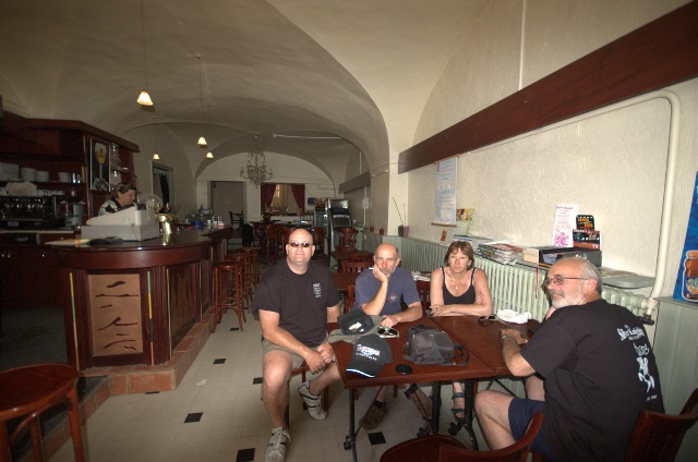 640x424 pixels (91K)