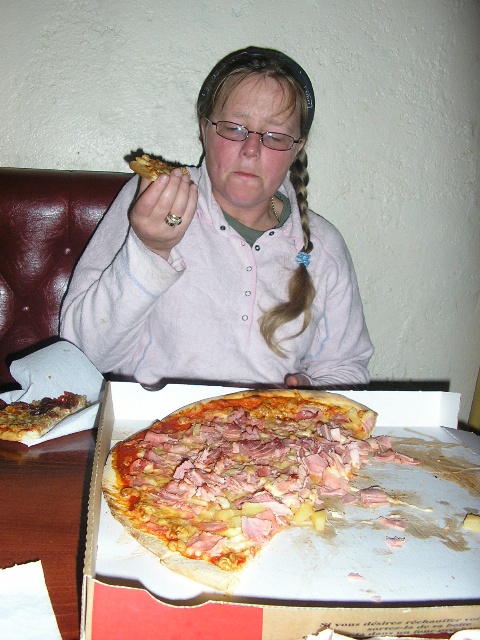 480x640 pixels (132K)