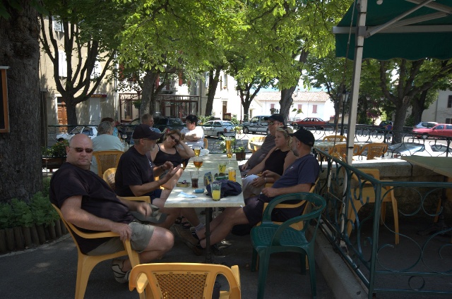 640x424 pixels (131K)