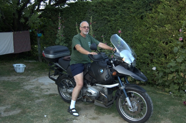 640x424 pixels (133K)