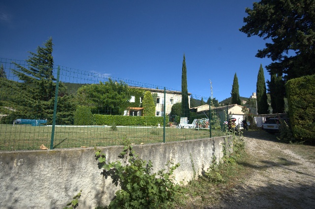 640x424 pixels (127K)