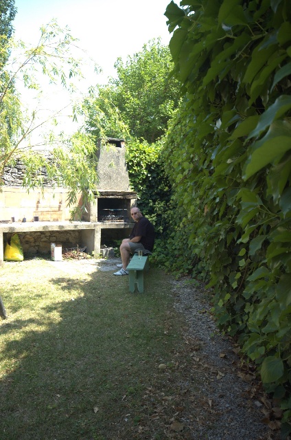 424x640 pixels (135K)