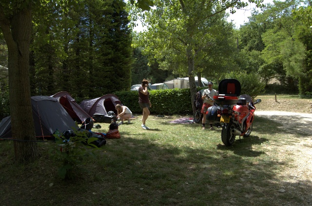 640x424 pixels (145K)