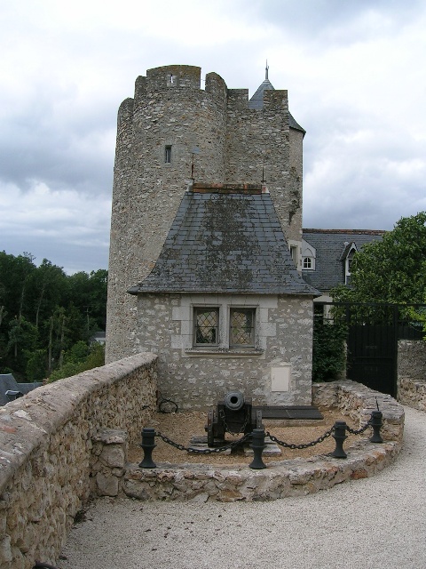 480x640 pixels (137K)