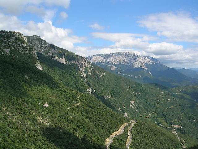 640x480 pixels (128K)