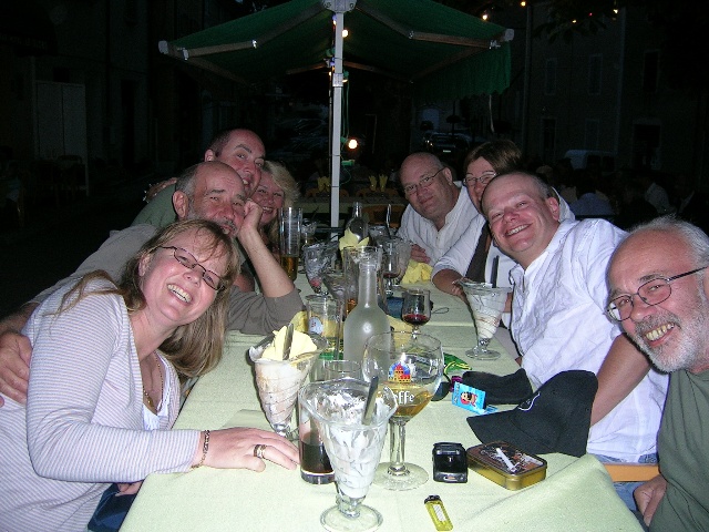 640x480 pixels (131K)