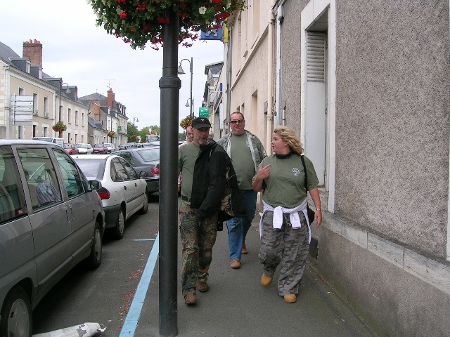 640x480 pixels (146K)